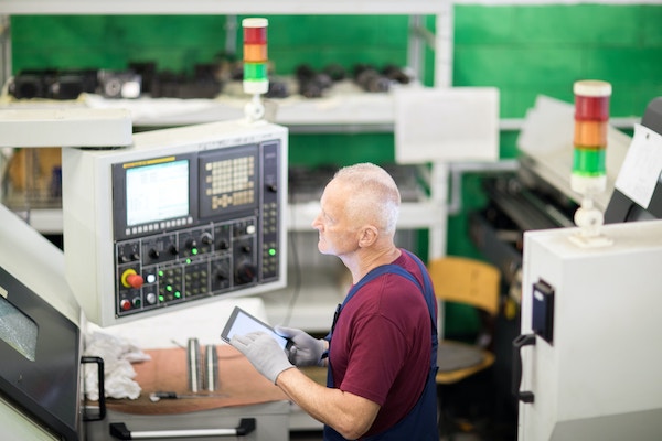 How Operators Are Key in TPM Strategies